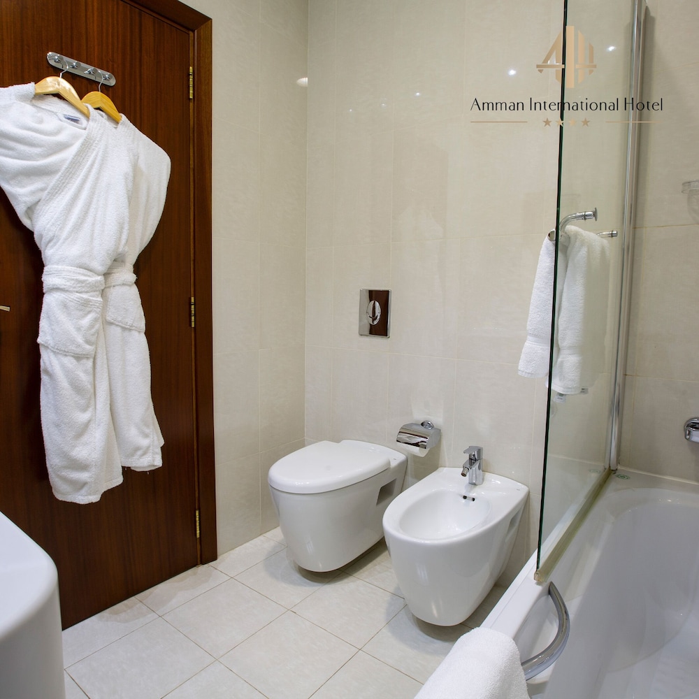 Amman International Hotel 43/45