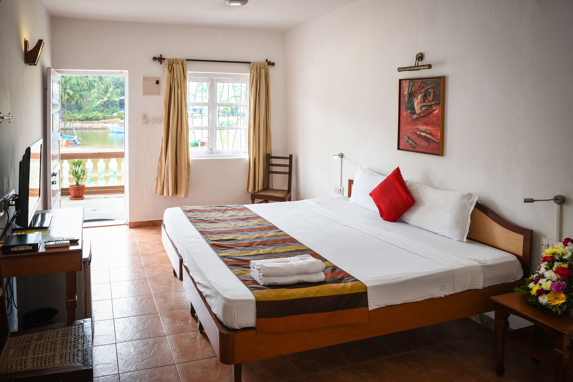 PREMIUM, DOUBLE OR TWIN BED