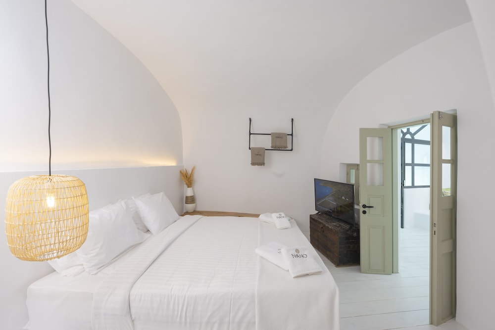 Grand, Villa, King Bed, Sea View, 2 Sofa, Plunge Pool