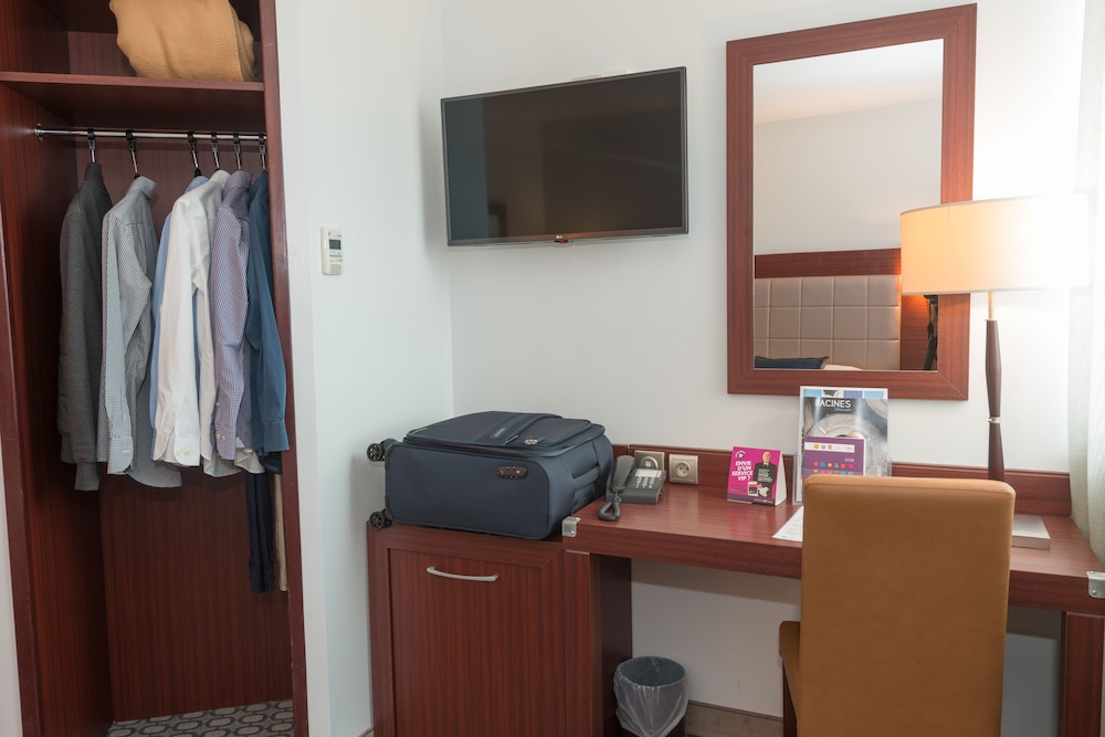 Inter Hotel Atrium 63/71