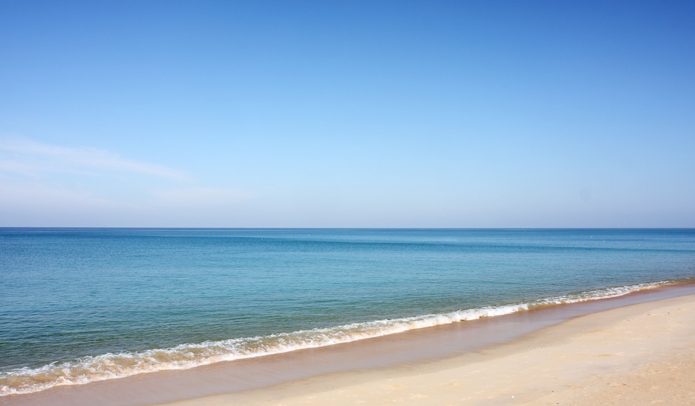 Apsara Beachfront Resort and Villa 121/126