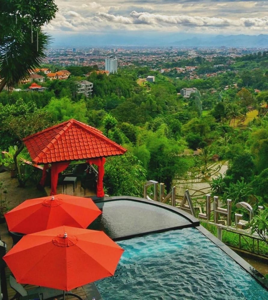 Dago Highland Resort 28/35