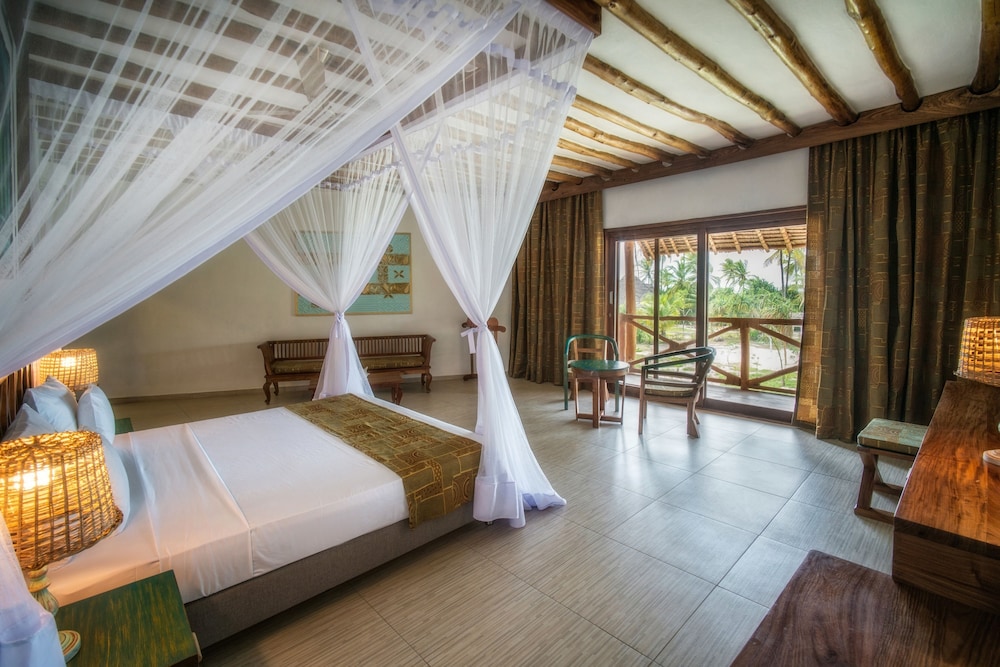 Zanzibar Queen Hotel 27/77