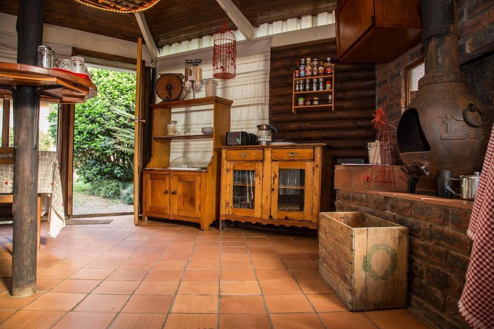 Sunbird Guest House 23/50