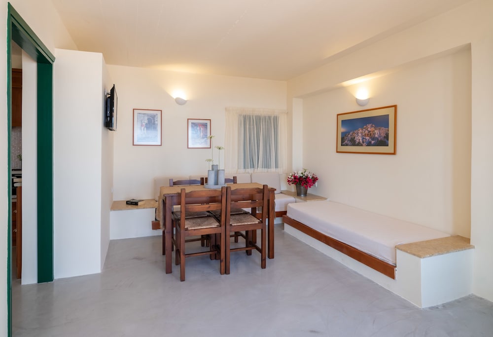Kalimera Village 44/70