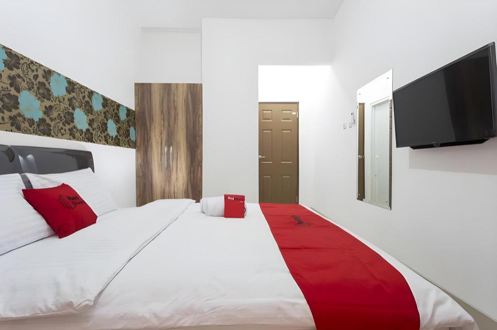 Reddoorz Plus Boulevard Residence Bsd 13/29