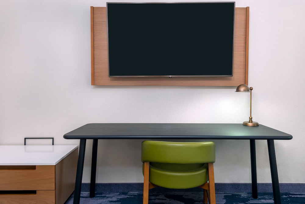Fairfield Inn & Suites by Marriott Charlotte Monroe 17/28