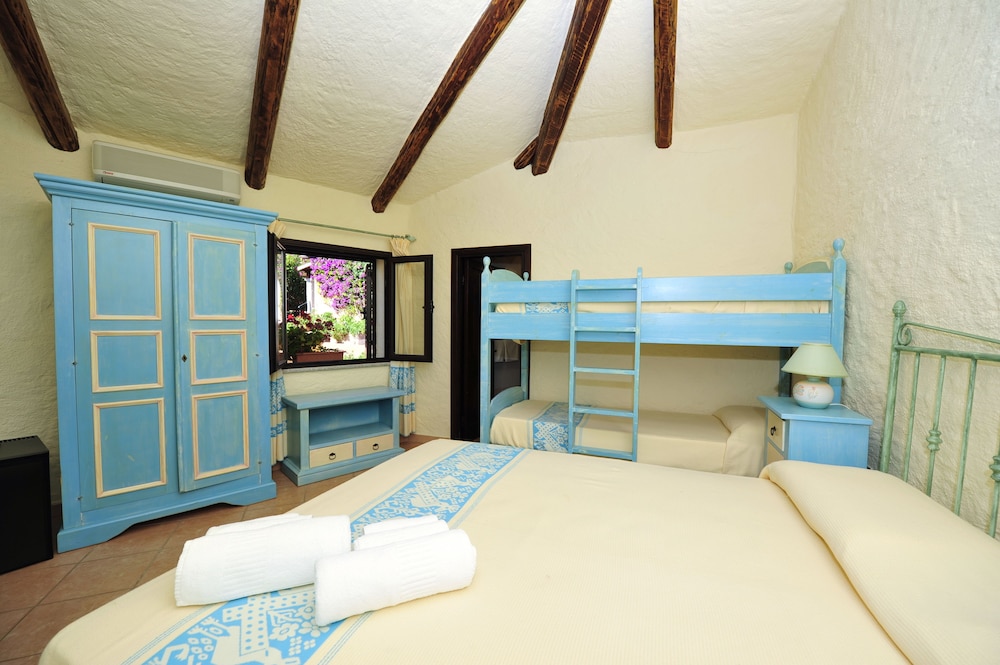 Hotel L Esagono 23/70