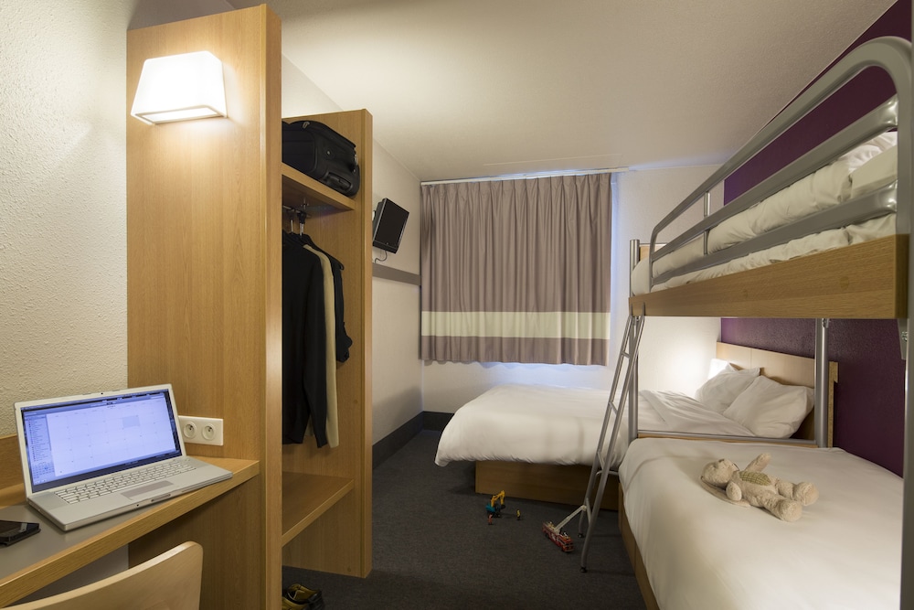 B&B HOTEL Chatellerault 18/40