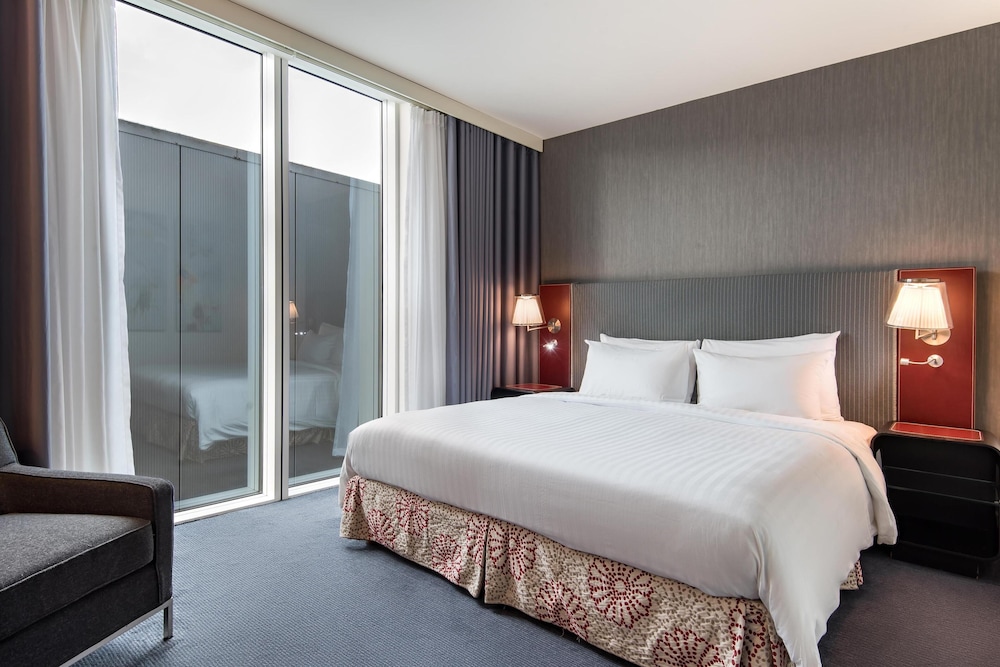Superior, Twin Beds, City View, Majestic Hotel Bristol 2/10