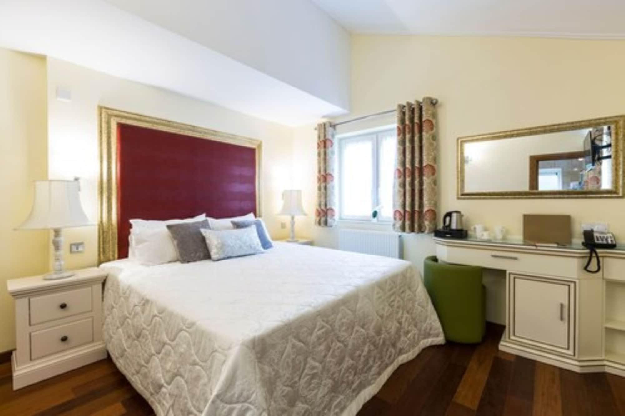 Linton Hotel 21/53