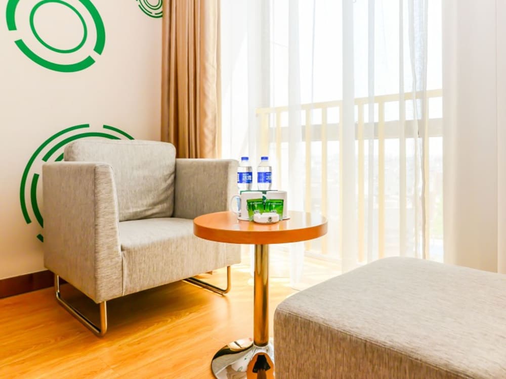 Greentree Inn Wuhu Fangte Forth Phase Wanchun Fortune Plaza Business Hotel 36/49
