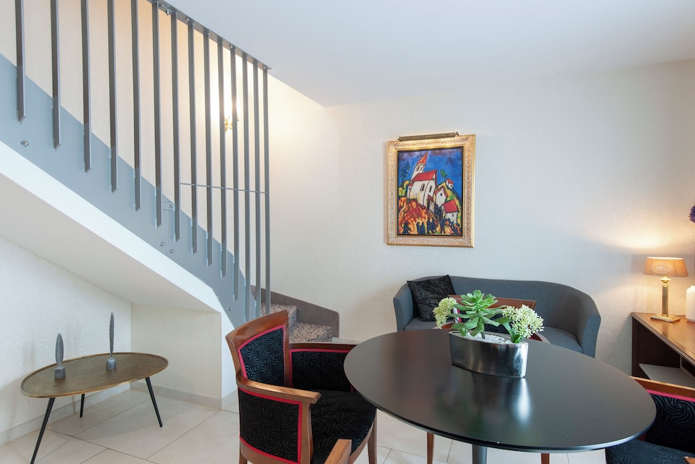 KING's HOTEL CityStay 57/84