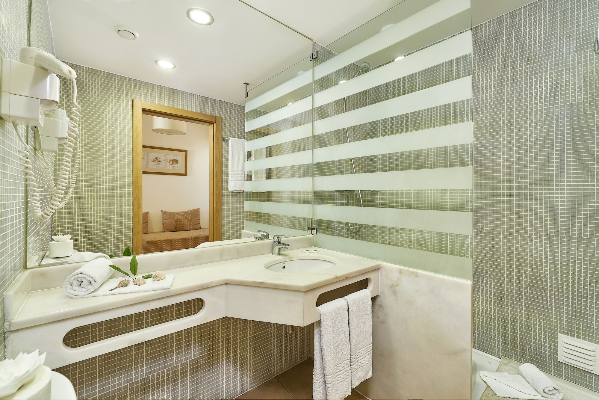 1 Bedroom, Superior, Apartment, Twin Beds, Sofa, Balcony, Oceanus Aparthotel 3/3