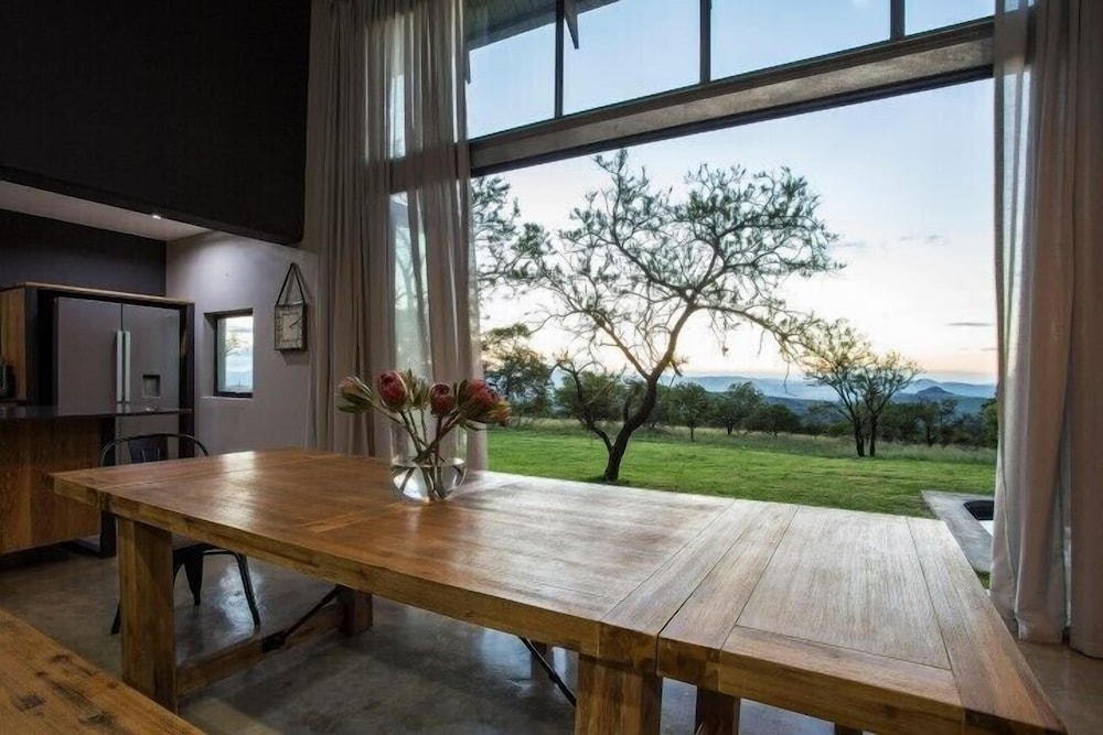 Mount High Luxury Country House 29/37