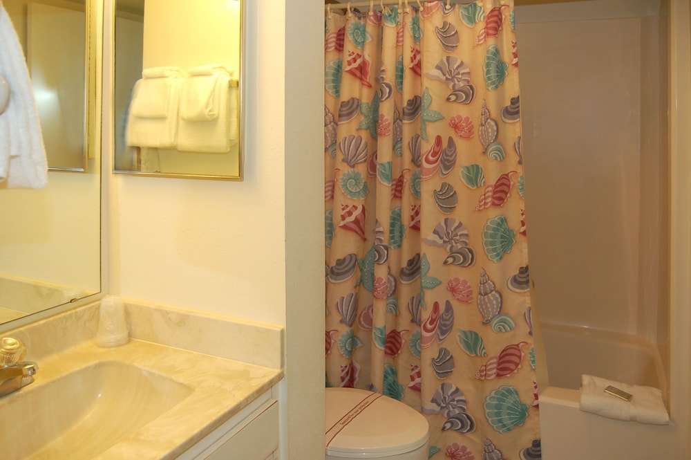 Ocean Trillium Suites 50/50