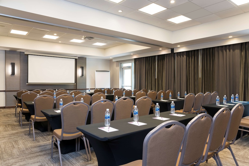 Hyatt Place Sarasota Bradenton 52/65