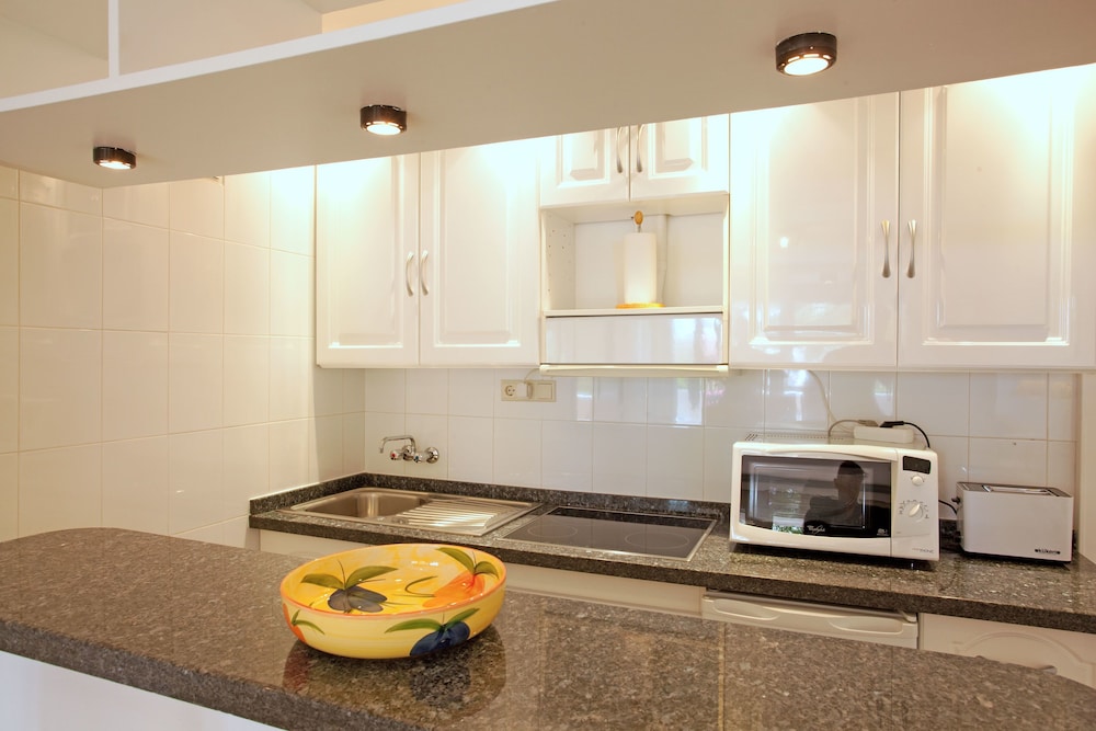 Apartamentos Coronado 50/50