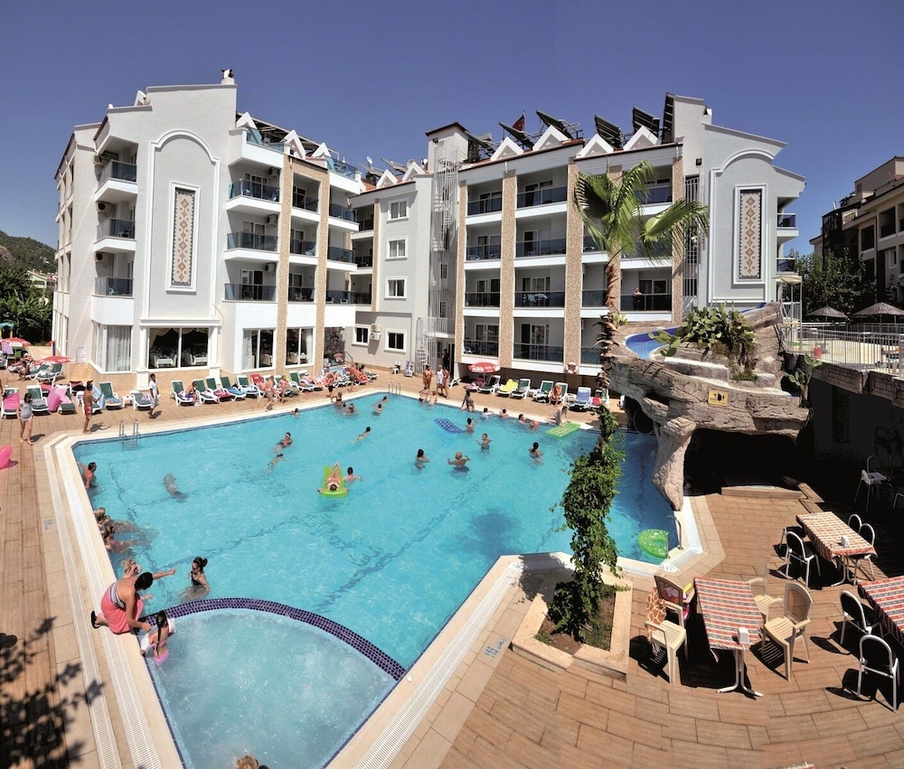 Epic Hotel 7/21