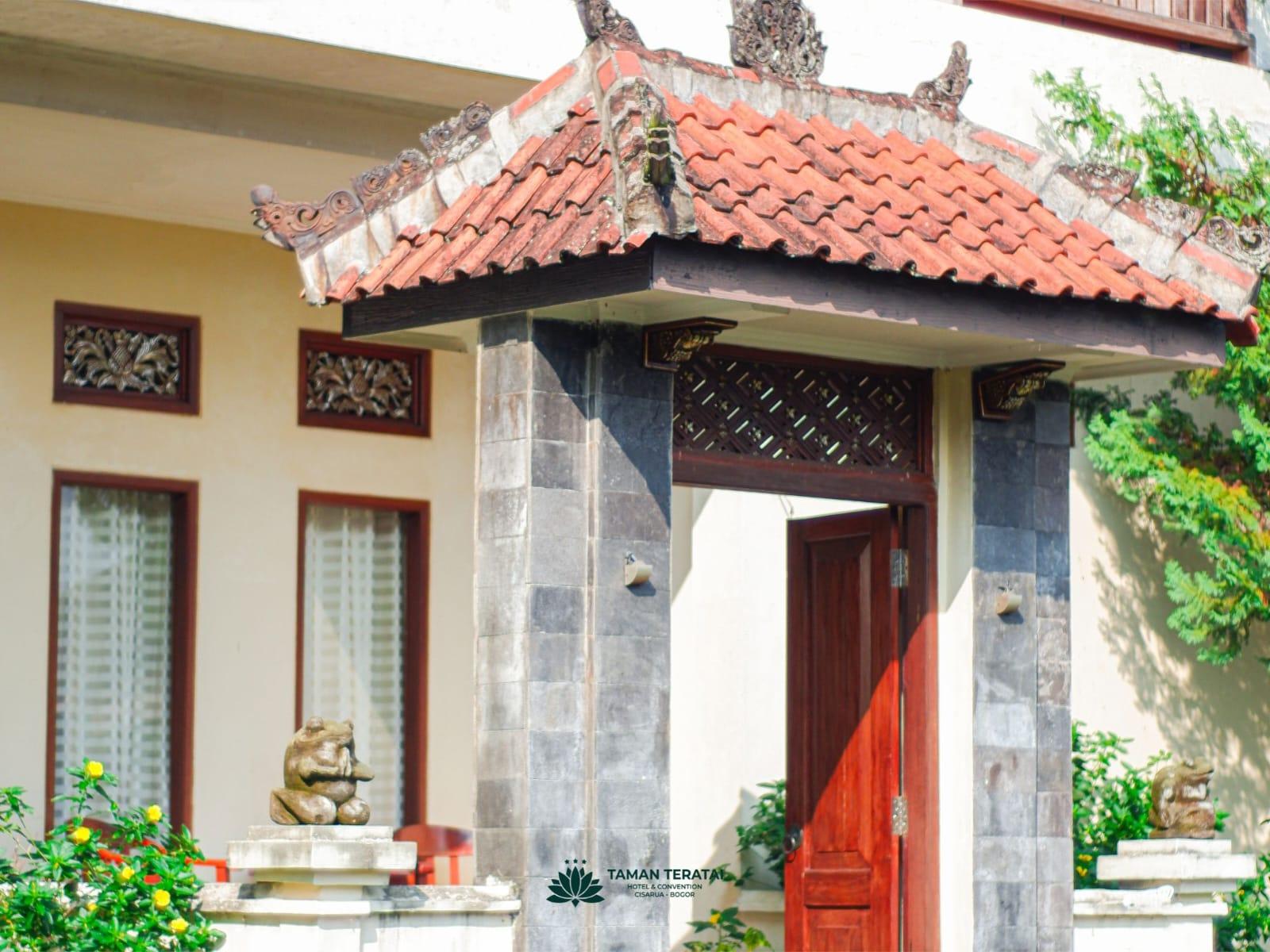 Taman Teratai Hotel 4/50