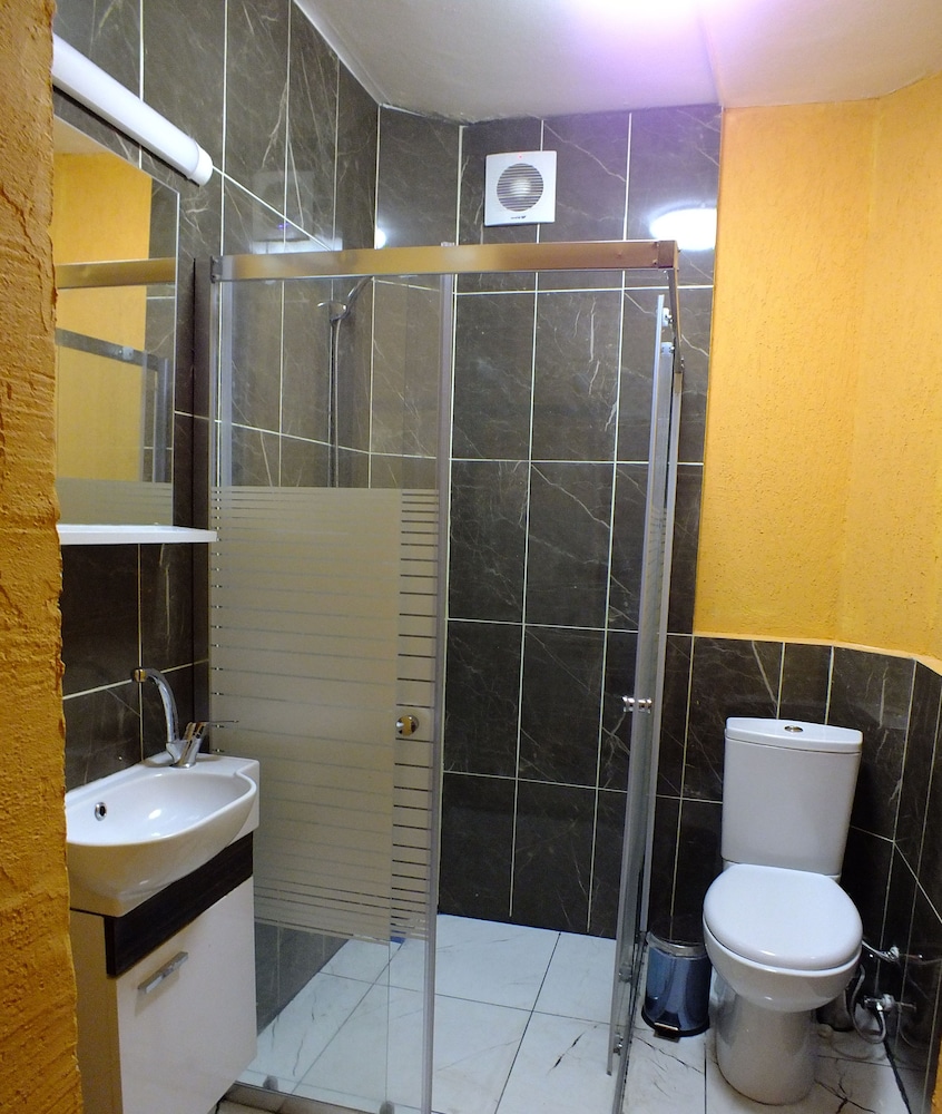 Artura Suite 46/50