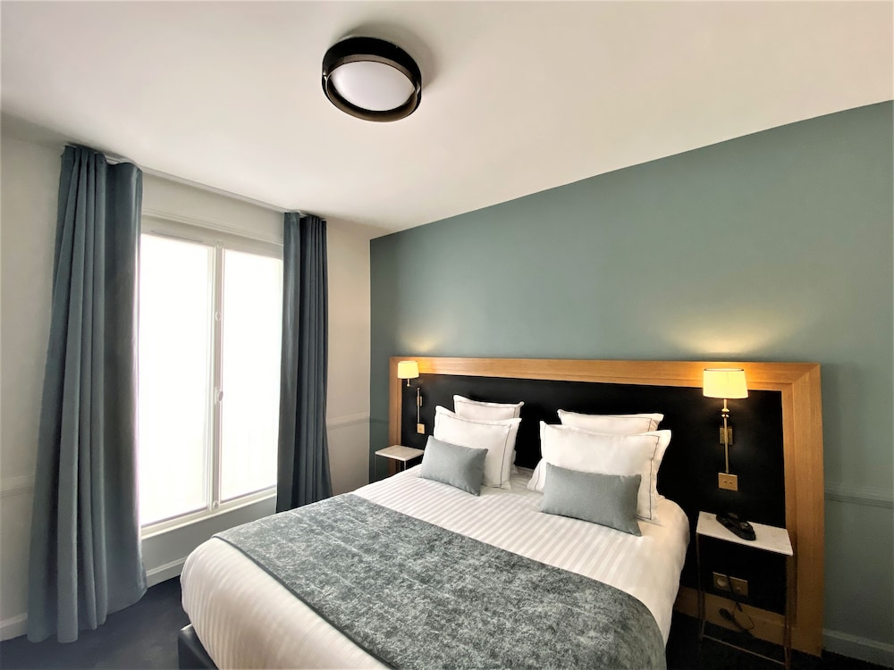 Hotel Le Cercle Tour Eiffel 12/50
