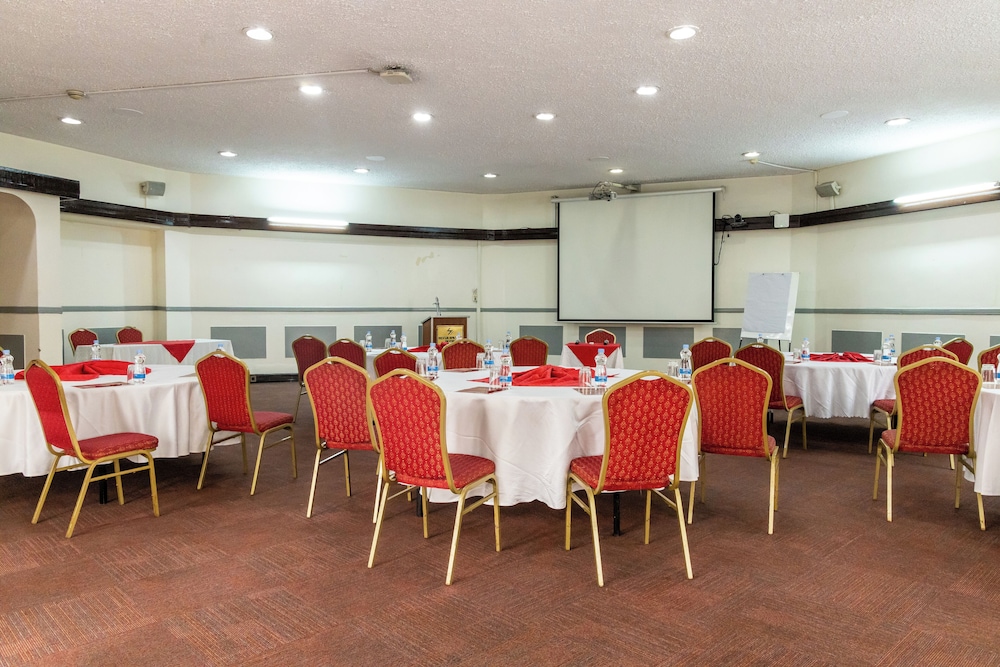 Muthu Silver Springs Hotel Nairobi 40/50