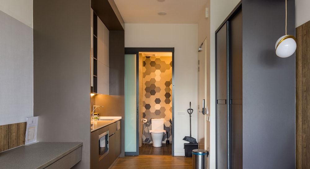 Ceylonz Suites by Five Senses 6/50