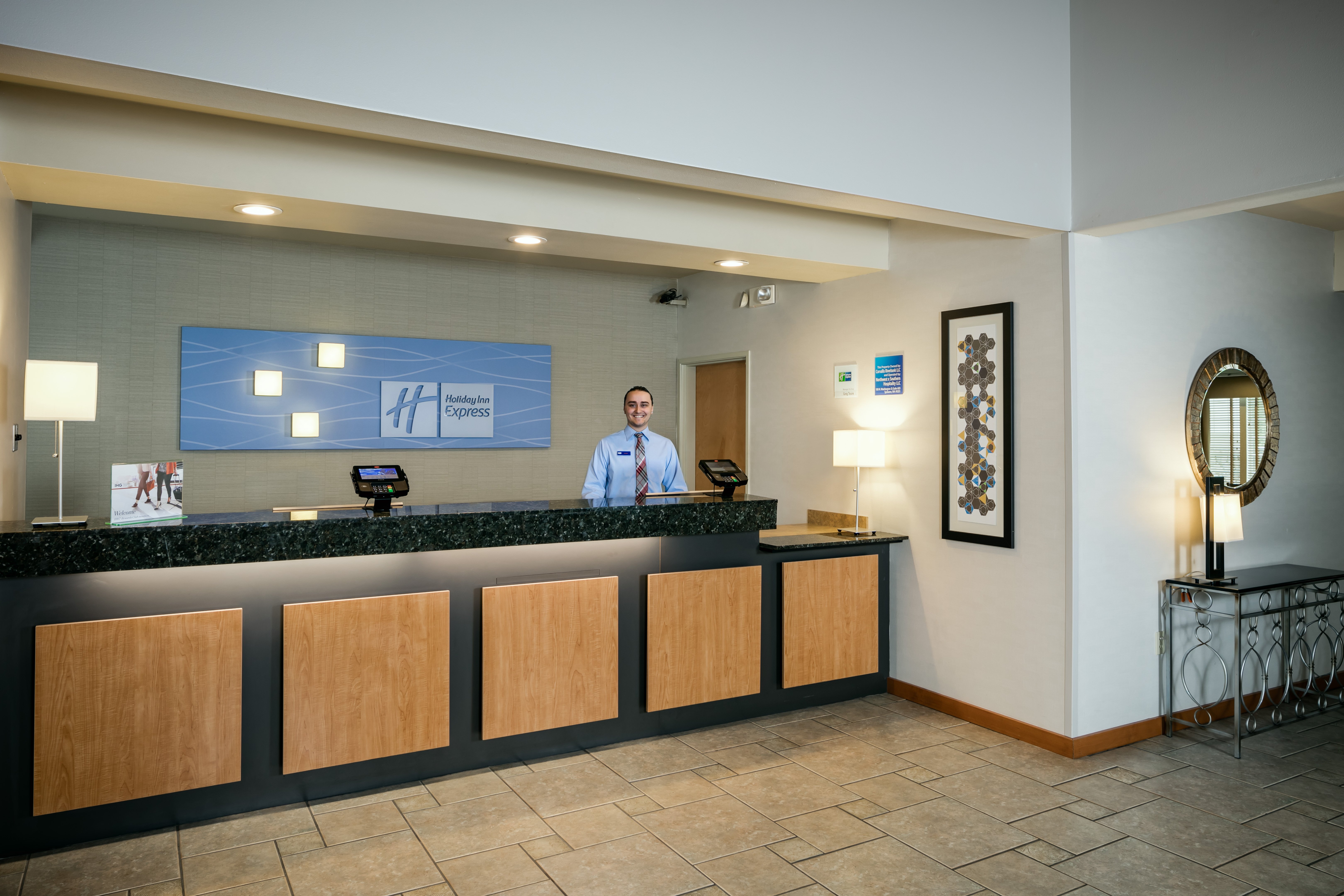 Holiday Inn Express Corvallis-On The River 7/76