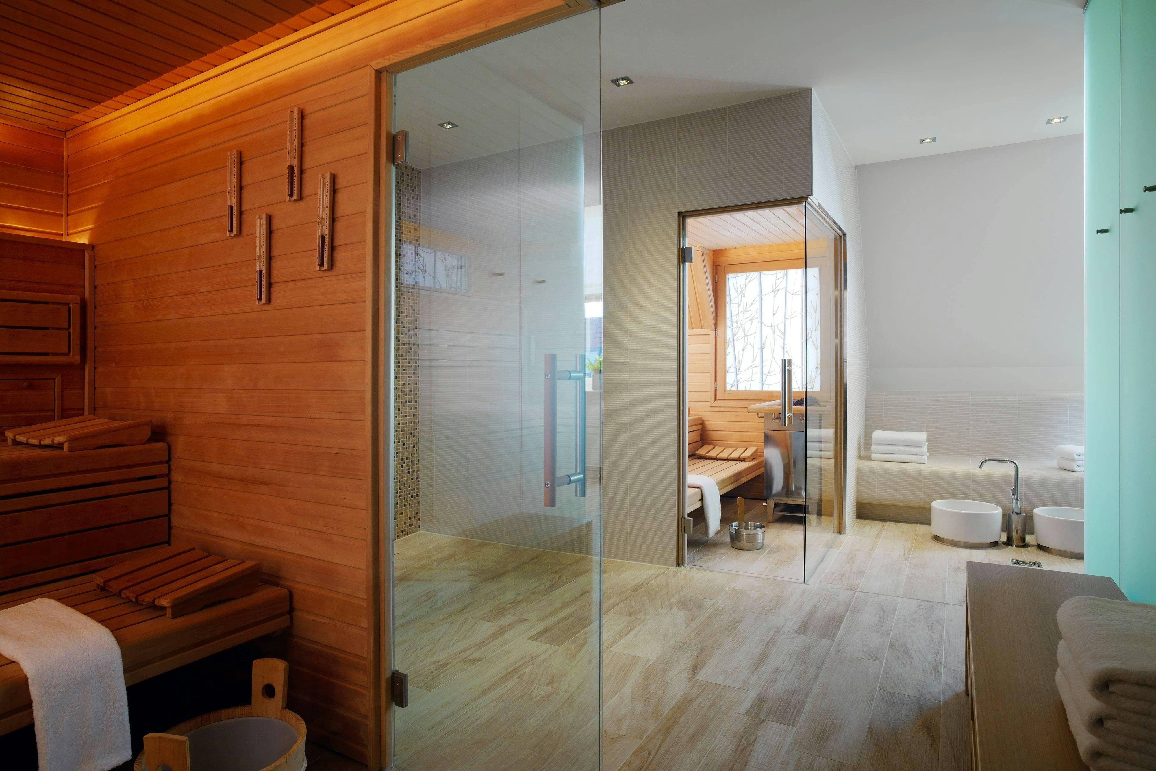 Roomers Berlin, Autograph Collection 26/42