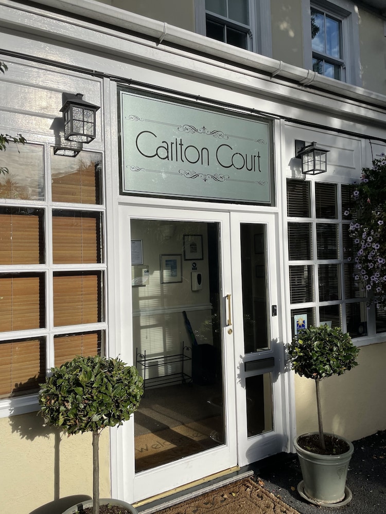 Carlton Court 1/50