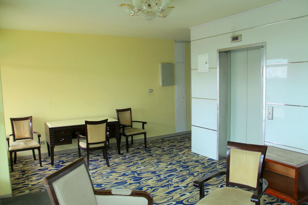Yoly Addis Hotel 39/50