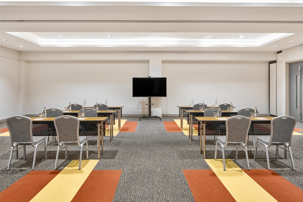 Park Inn By Radisson Clark 41/50