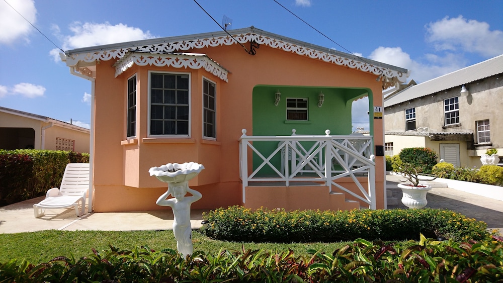 Hopeville Guest House Barbados 3/25