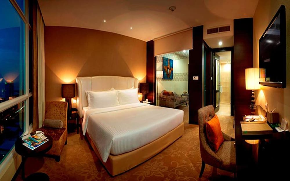 Hatten Hotel 11/68