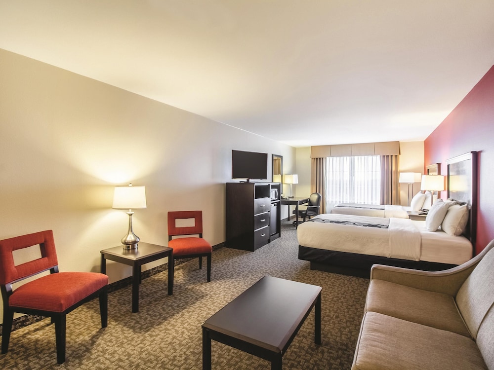 La Quinta Inn & Suites by Wyndham Fargo-Medical Center 45/60