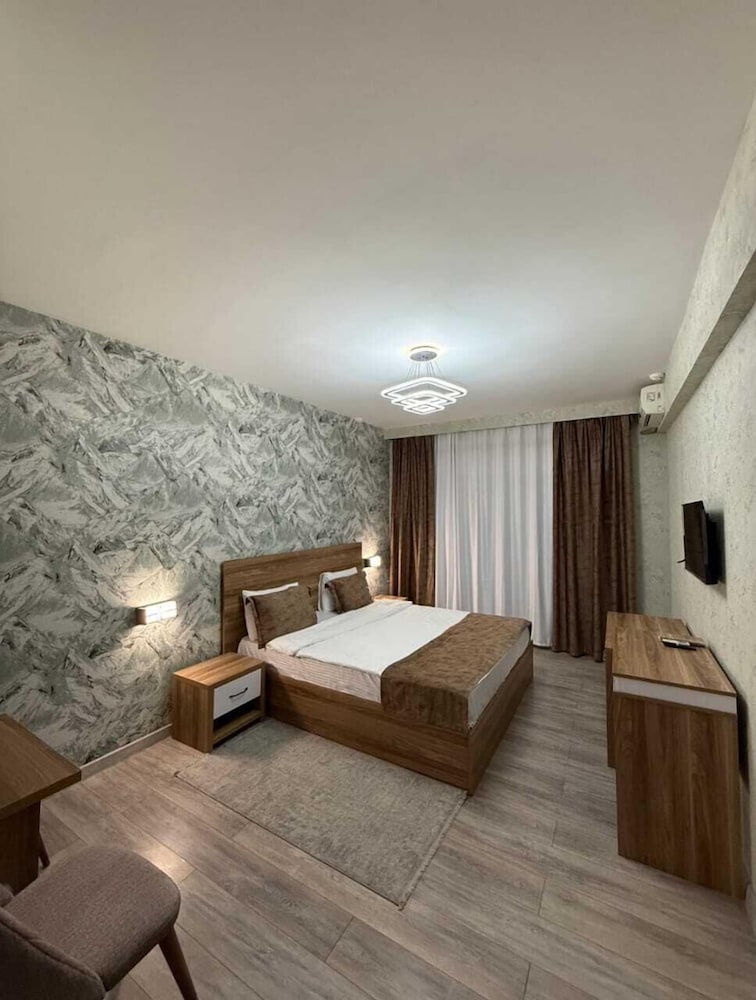 Gallery Lux Hotel 8/30