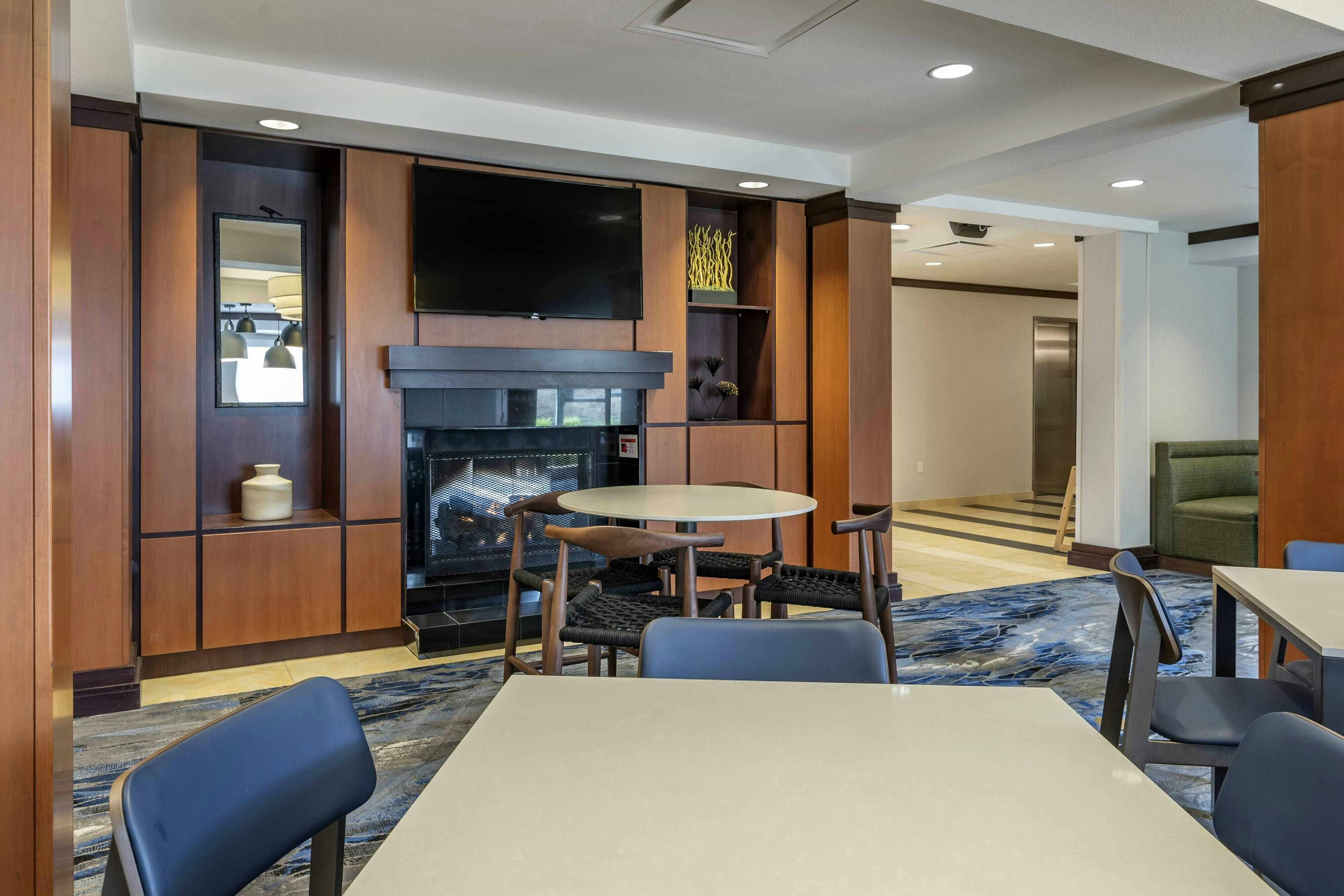 Fairfield Inn Suites Texarkana 14/14