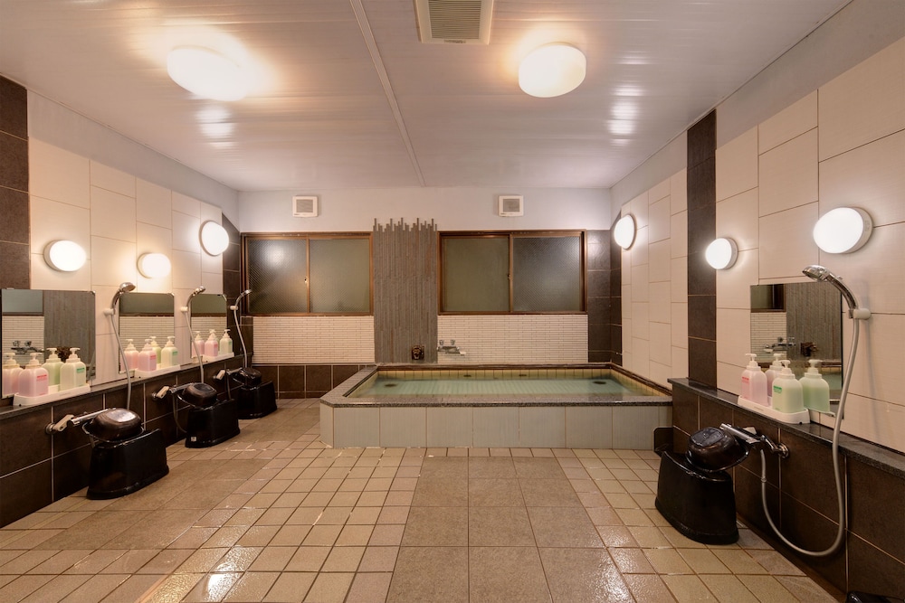Hotel Oumiya 10/66