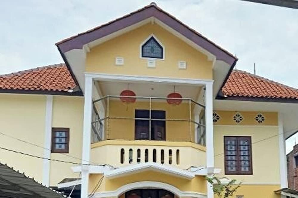 Kost 48 Surabaya 2/46