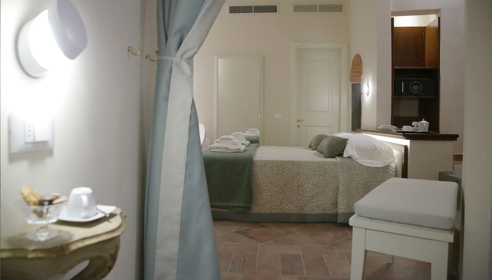 Hotel Renaissance 8/44