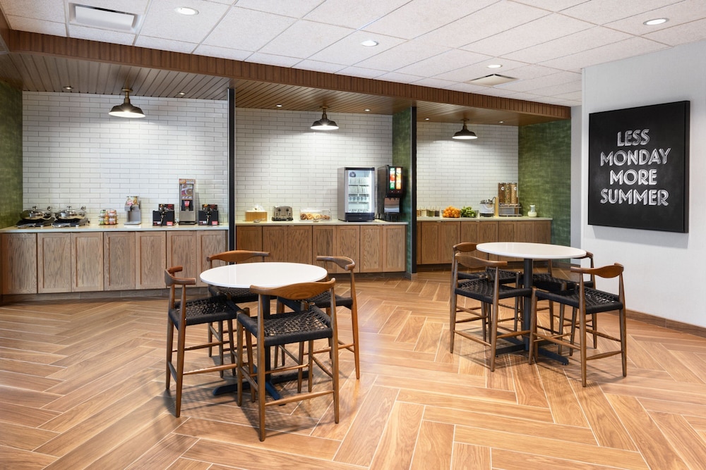 Fairfield Inn & Suites by Marriott Orlando at Millenia 11/30