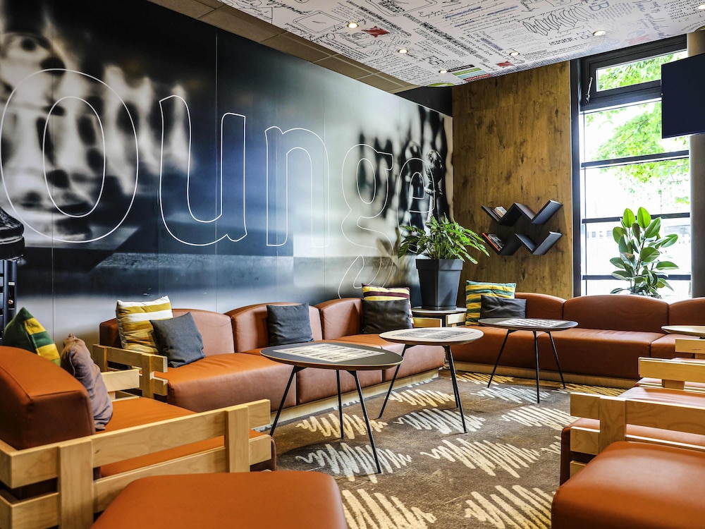 Ibis Paris Porte De Clichy Centre 50/71