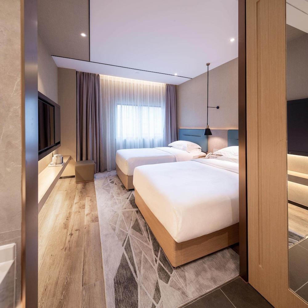 CHAOMAN HOTELS SHENZHEN CITIZEN CENTER 11/26