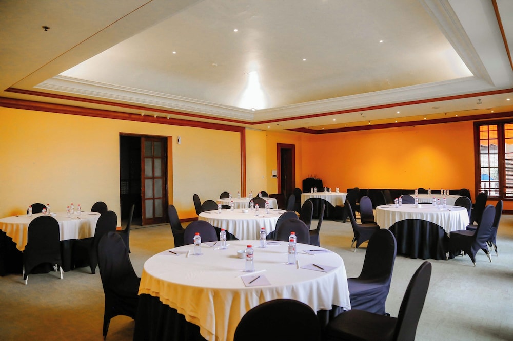 Taman Dayu Golf Club And Resort 43/56