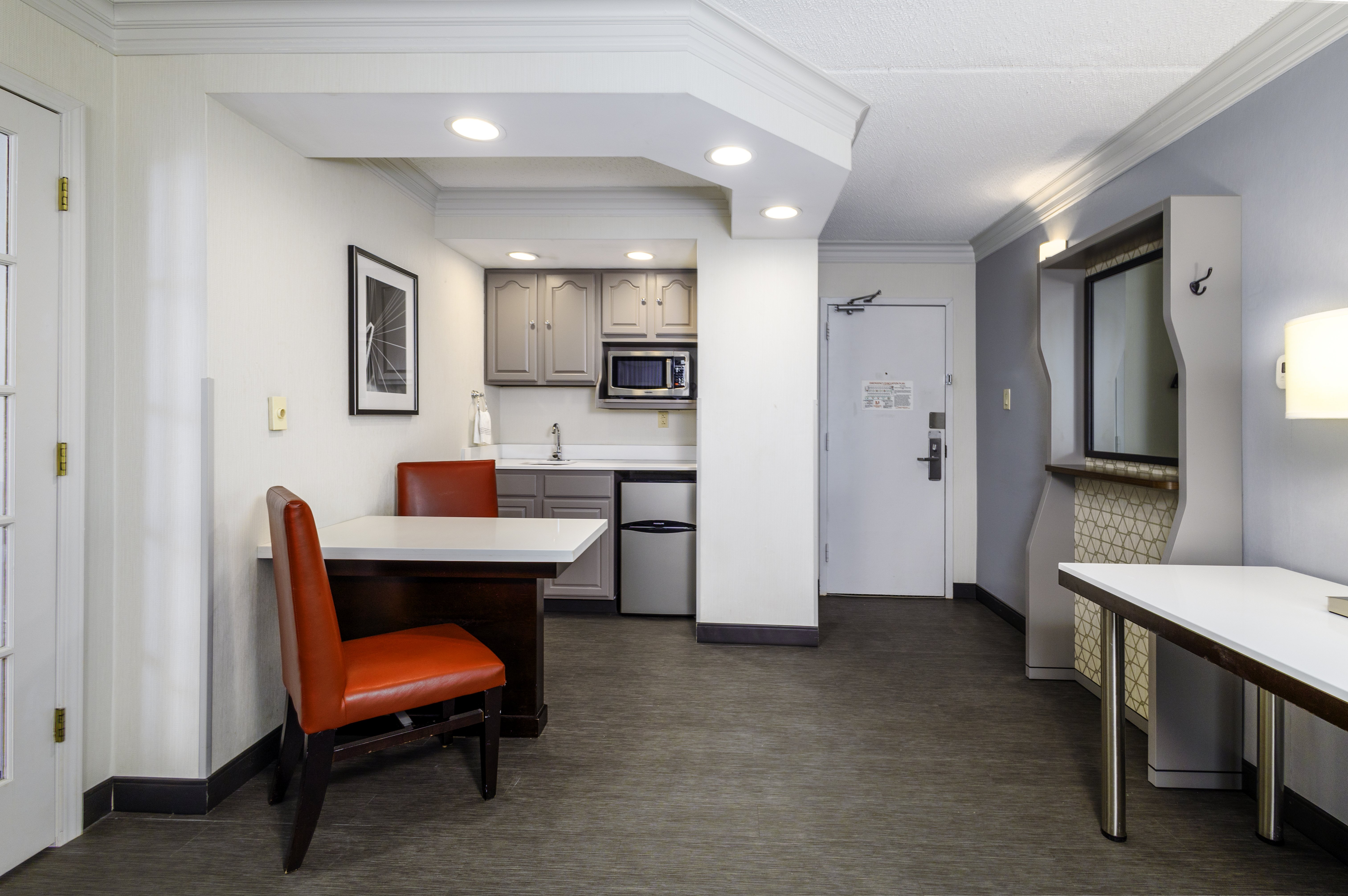 Holiday Inn Weirton Steubenville Area an IHG Hotel 12/78