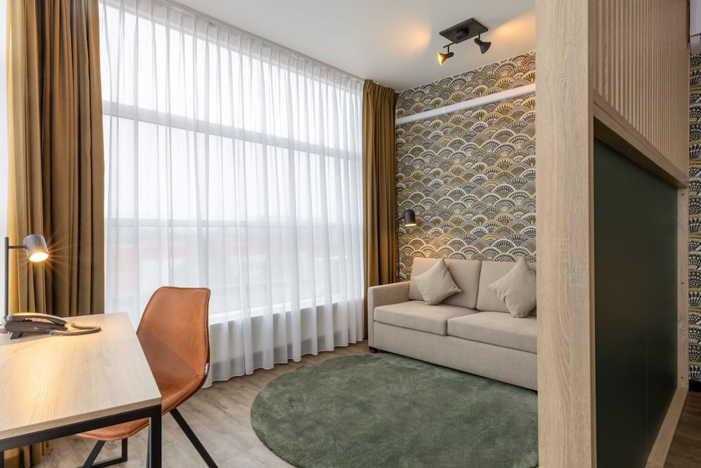 Shanghai Hotel Holland 56/71