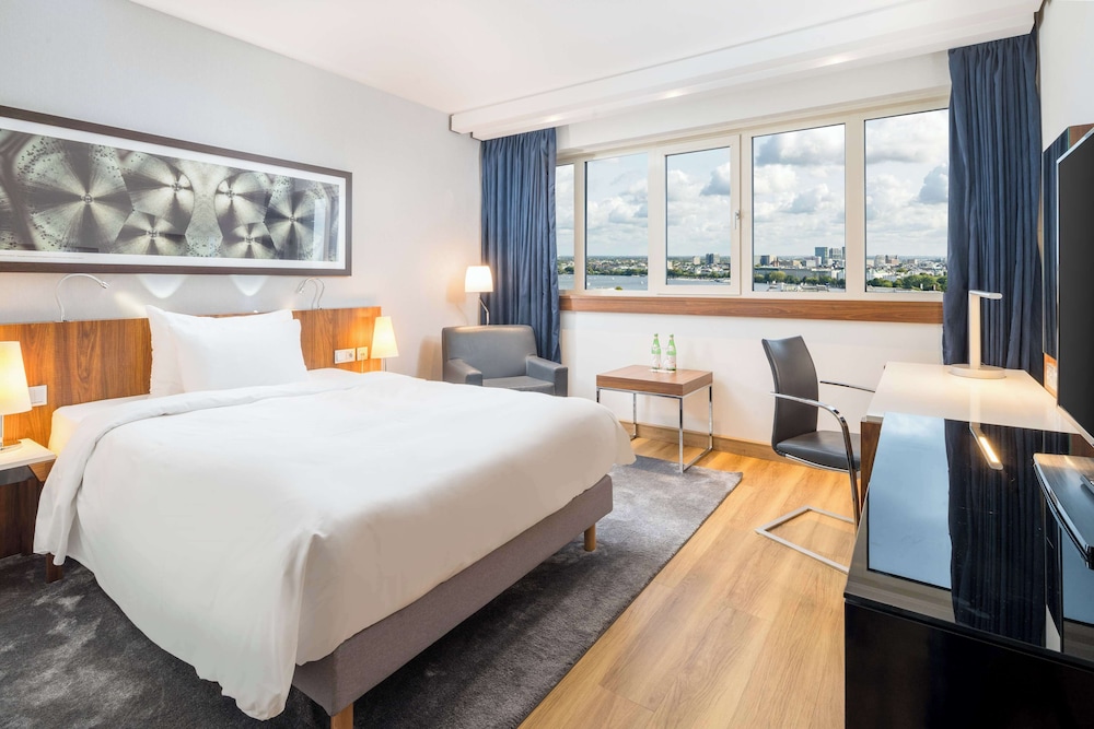 Radisson Blu Hotel Hamburg 20/70