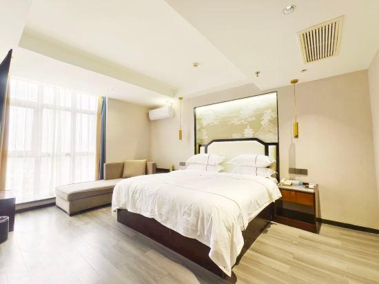 Kailun Hotel (Jiangxi) 10/29