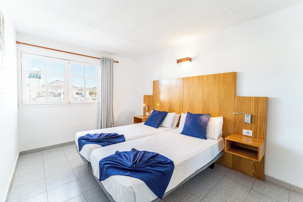 2 BEDROOMS, APARTMENT